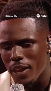 Travis Saunders American Idol