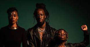 Une grande oeuvre artistique, dans la meilleure tradition française : Youssoupha Un Peu Plus Haut Dans Les Etoiles Musique Le Telegramme