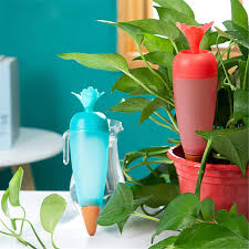 L'irrigation goutte à goutte transforme la vie de millions d'agriculteurs, en leur permettant d'obtenir de meilleurs rendements, tout en économisant l'eau, les engrais et. Irrigation Goutte A Goutte En Forme De Radis Arroseurs Automatiques Plantes Irrigation Systeme Pour Jardin Maison Interieur Exterieur Arrosage Automatique Pour Plante Interieur Materiel D Arrosage Materiel D Arrosage Automatique Dwteam In
