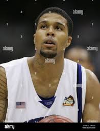 Memphis' Chris Douglas Roberts takes shot from the line during the  championship game at the NCAA college basketball Final Four Monday, April  7, 2008, in San Antonio. (AP Photo/Mark Humphrey Stock Photo -
