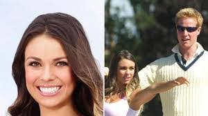 Meghan Jones's Instagram, Twitter & Facebook