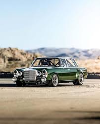 Mercedes Amg 300 Sel Replica In 2020 Old Mercedes Mercedes Car Mercedes Benz Cars