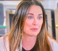 Kyle deflecting when Kathy told her she felt hurt and insecure when she was  being made fun of in Aspen, infuriated me!! “Why am I being put in this  position like I