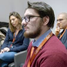 a napoli l'università entra in azienda: teoresi forma gli studenti  dell'università federico ii su ai, life science e mobilità del futuro