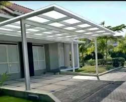 Dalam proses pengaplikasian juga banyak hal yang perlu diperhatikan, termasuk flashing atap zincalume harga atap zincalume per meter. Canopy Atap Transparan Cocok Buat Carport Garasi Mobil Konstruksi Dan Taman 782320142