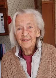 HELEN HOLMES Obituary (2021)