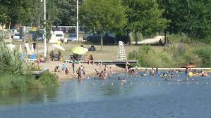 vichy plage des celestins vichy plage eau