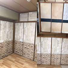 友達の依頼で築30年の襖をリメイク セリアのリメイクシート25枚で 約5時間 よろこんでくれました 襖 リメイク 襖 リメイクシート