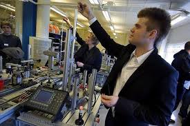 Stor efterfrågan på yrkeshögskolans elever