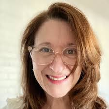 Tamara Marks's Instagram, Twitter & Facebook