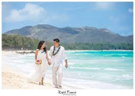 Wedding Vow Renewal In Oahu Hawaii Wedding Renewal Vows Wedding Vows Hawaii Wedding Photographer