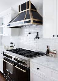 Kitchen Lessons Stealth Glamour June 2014 Lonny Kitchen Design Kitchen Remodel Kitchen Renovation