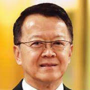 丹斯里 林国荣 lim kok wing 第二等护国有功勋章 （ 馬來語 ： panglima mangku negara ） ， 第二等王冠效忠勋章 （ 馬來語 ： panglima setia mahkota ） ， 砂拉越之星勋章 （ 馬來語 ： darjah utama yang amat mulia bintang sarawak ） ， 奥利弗·雷金纳德·坦博伟大同伴勋章 （ 英语 ： order of the companions of o. About William Cheng Malaysian Businessman 1943 Biography Facts Career Wiki Life