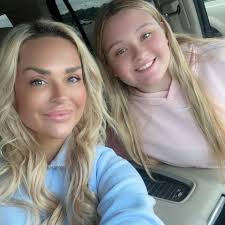 🕐 A wall clock can act as a decoration piece, complementing your office or  living room style while keeping you