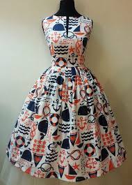 Ce sont toujours les mêmes photos qui reviennent pire les mêmes ces magnifiques pagne que j'ai dénichés sur pinterest comme d'habitude j'ai dénichés sur pinterest. 47 Modeles De Robes En Pagne Chics Et Tendances Pour Vos Occasions African Clothing Styles Latest African Fashion Dresses African Dresses For Women