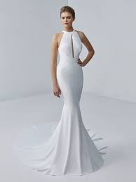 Das international renommierte label mit exklusiver brautmode ist jetzt in der metropolregion nürnberg bei. Blue By Enzoani Brautkleider 2021 In Munchen