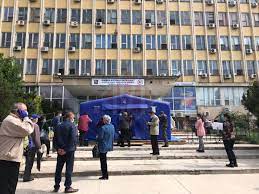 Spiridon iasi este structurata pe trei segmente: ConsultaÈ›iile In Ambulatoriul De Specialitate De La Spitalul Sf Spiridon Din IaÈ™i Se Fac Numai Cu Programare Medicii Pot Fi GÄƒsiÈ›i La Cabinet De La 7 00 La 18 00 In Fiecare Zi