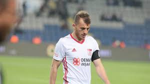 In addition to the basic facts, you can find the address of the stadium, access information, special features, prices in the stadium and name rights. Sivasspor Record Holding Players Gallery Transfermarkt