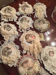 Check spelling or type a new query. 100 Shabby Chic Christmas Decors That Celebrates Your Love For All Things Vintage Pastel Hike N Dip