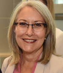 Karen Broussard's Instagram, Twitter & Facebook