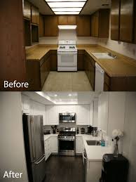 Use a table saw to cut plywood strips for your face frame cabinets. Glefznq Montreal Renovation