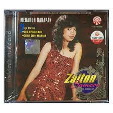 Am selagi hidup belum sudah g e aku akan terus melangkah dm am ku yakin rahmat buat ku e am di hadapan menunggu. Zaiton Sameon Menaruh Harapan Cd Music Media Cd S Dvd S Other Media On Carousell