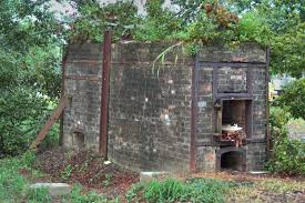 Old Cemeteries Old Crematory Oven In Holt Cemetery New Orleans Louisiana Cemetery Old Cemeteries Cemeteries