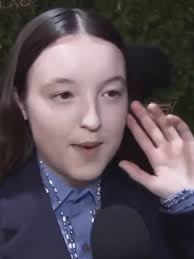 no hate to Maisy but like erm sorry I wanted to edit Bella to this and I  couldn't think of anyone else besides Maisy (they broke up and obviously  I'm choosing my baby) anyways pls do not hate