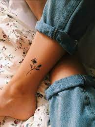 Girls, specially, like to sport small tattoos. A Wide Variety Of Small Tattoos For Women Small Meaningful Tattoos Cute Tattoos For Women Tiny Tattoos For Girls Tattoos For Women Small Meaningful