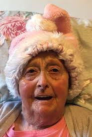 The family of Mrs Shirley Hawkins (née Sparrowhawk) of Grove Gardens,  Tetbury are sad to announce the passing of Shirley