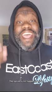 Little Shop of Horros at Neptune Theatre has officially ended🥲 These past  four months have been an indescribable experience. I'm grateful for my  God-given gifts and the doors that I've been graced