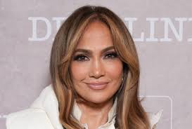 Jennifer Lopez revela por qué su accidente en los ensayos de los American  Music Awards no pudo evitarse
