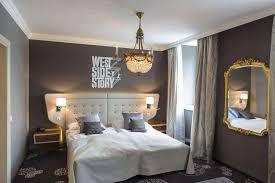 In addition to being scenic and stunning, there's a lot of history to chapel bridge that spans the river reuss. Where To Stay In Lucerne Complete Guide 2021 Jonny Melon