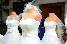 To make your drop waist wedding dress look the most flattering, you should opt for silhouettes with a wide skirt and fitted bodice. Start Your Wedding Dress Rental Business Toughnickel