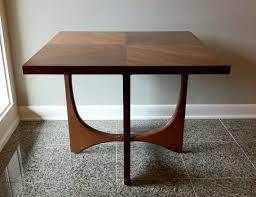Broyhill brasilia nightstand bedside end tables by oscar niemeyer. 1950s Broyhill Brasilia Lamp Table Mid Century Modern Decor Mid Century Modern Furniture Mid Century Furniture