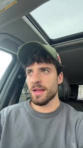 Justin Echols's Instagram, Twitter & Facebook