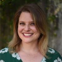 Molly Posner's Instagram, Twitter & Facebook