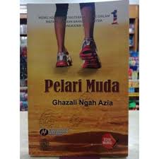 Tema novel ini ialah kesombongan seorang remaja apabila mendapat sanjungan daripada media menyebabkannya tidak lagi berdisiplin dalam latihan. Buku Teks Komsas Tingkatan 1 Pelari Muda Shopee Malaysia