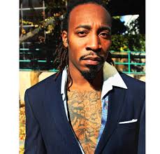 Bernard Holmes's Instagram, Twitter & Facebook