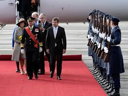 Redaktion) schon lange aus allen nähten. Carl Gustaf Silvia Schwedens Konigspaar Besucht Deutschland Gala De