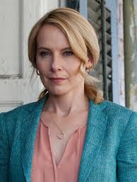 Resultado de imagem para amy ryan