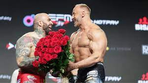 Akop szostak przegrał swoją ostatnią walkę w mma. Efm Show Akop Szostak Wrecza Kwiaty Slodkiewiczowi Zabawna Sytuacja Na Wazeniu Przed Gala Efm Youtube