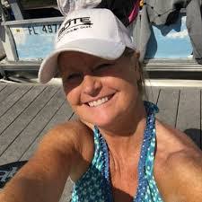 Robin Tidwell's Instagram, Twitter & Facebook