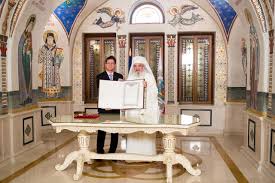 Home » emisiuni » culturale » credință și cultură » cartea de aur a centenarului marii uniri. Preafericitul PÄƒrinte Patriarh Daniel A Semnat In Cartea De Aur A Centenarului Marii Uniri Reintregirea