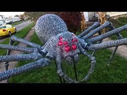 Giant halloween spider props like professional. Home Depot Giant Spider Halloween Decoration Youtube