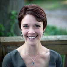 Lisa Eagle's Instagram, Twitter & Facebook