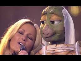 Hey leute, sascha grammel ist einfach der beste bauchredner der welt. Sasha Gramml Heiraten Sascha Josie Schildkrote