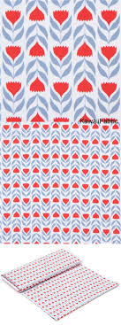 Tissu Bio En Popeline Monaluna Blanc Avec Des Fleurs Rouges Des Feuilles Bleues Kawaii Fabric Shop Red Flowers Fabric Organic Fabrics