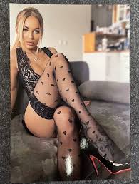 Photo Hot Sexy Beautiful Woman Panty Hose Nylon Stockings Long Legs 4×6  Picture – Impact Video