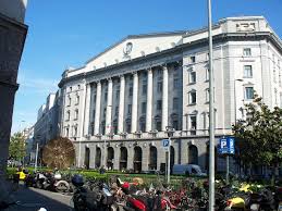 Il rating della classifica è espresso in stelline da 1 a 5, più è alto il punteggio, più la banca è sicura. Palazzo Della Banca Popolare Di Milano Milan 2021 All You Need To Know Before You Go Tours Tickets With Photos Tripadvisor